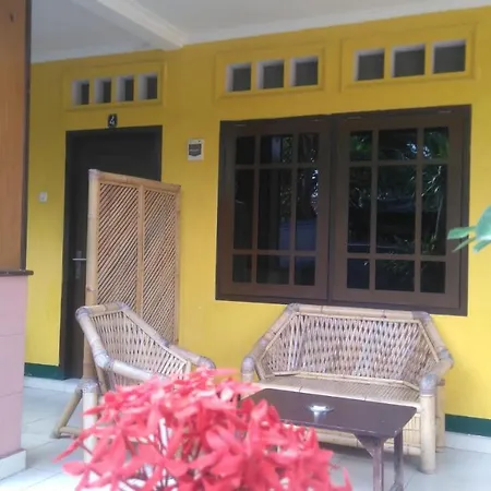 Koi Gili Guest House Gili Trawangan Exterior photo