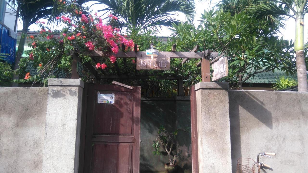 Koi Gili 2*